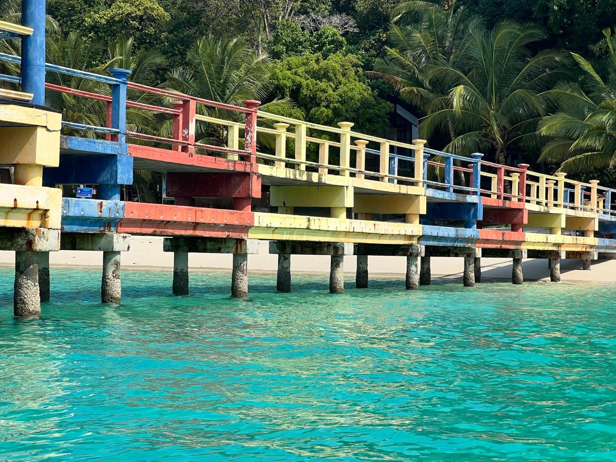 Hotel Perhentian Suria Kampong Pasir Petani Exterior foto