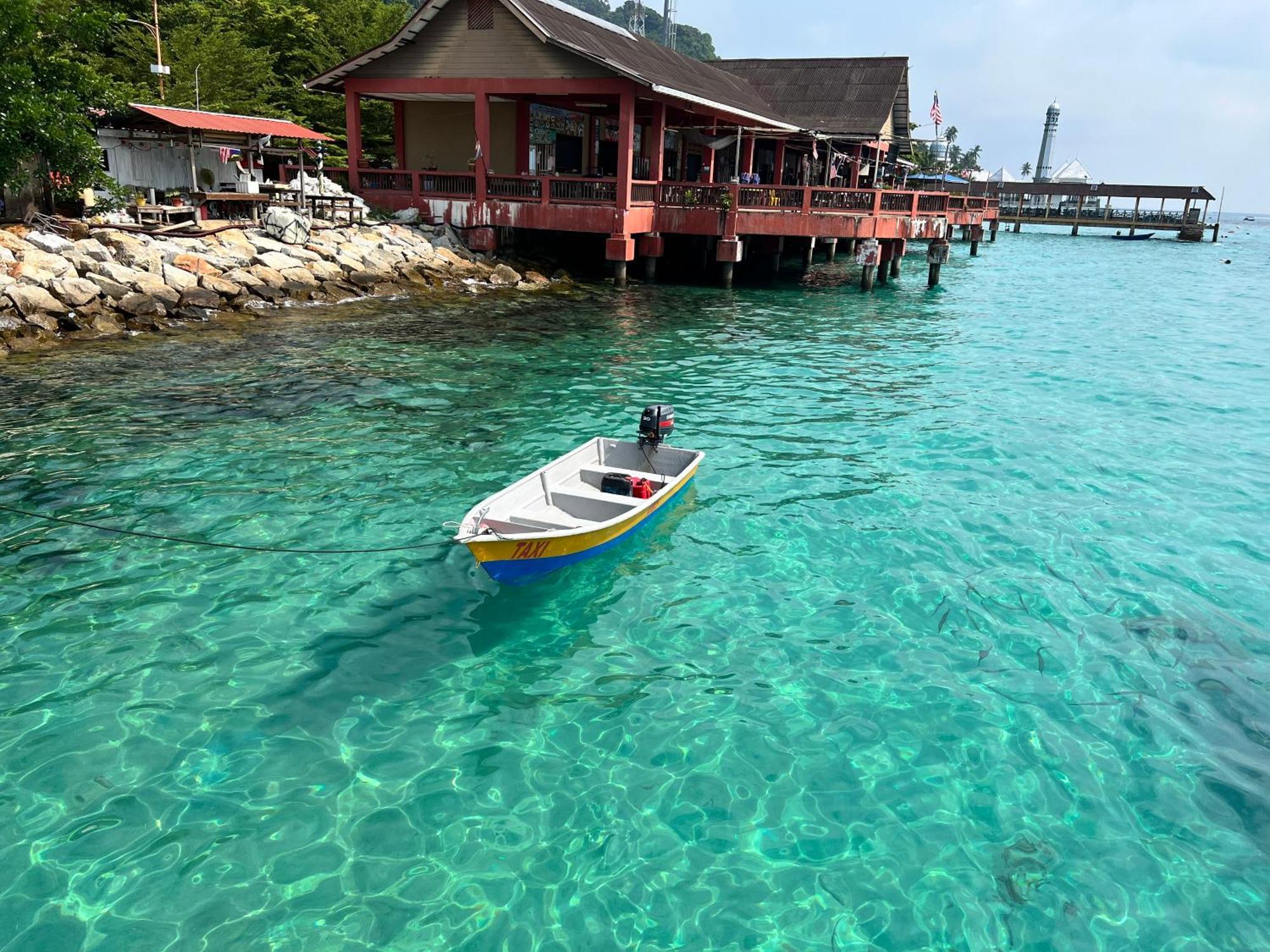 Hotel Perhentian Suria Kampong Pasir Petani Exterior foto